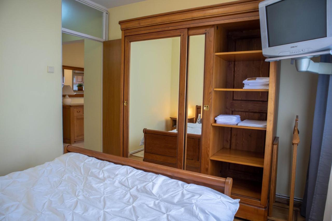 Oak Apartment - Piata Victoriei Bucureşti Eksteriør bilde
