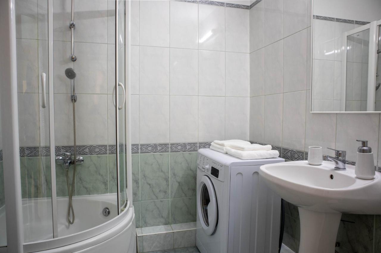 Oak Apartment - Piata Victoriei Bucureşti Eksteriør bilde